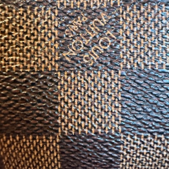 Louis Vuitton Eva Clutch Purse - Picture 13 of 16